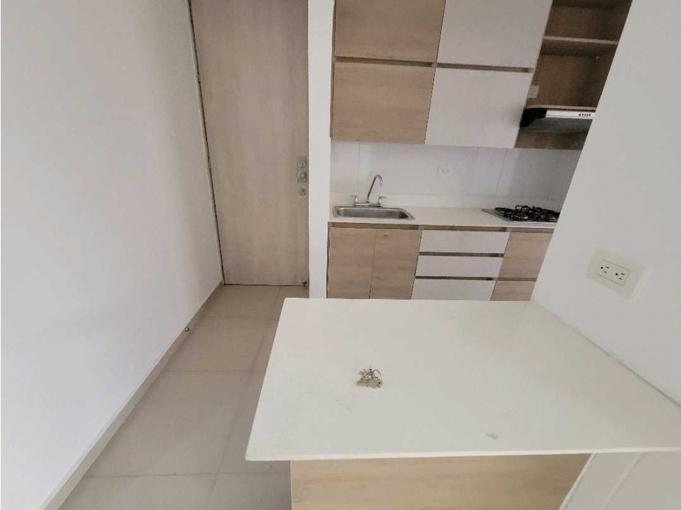 VENDO APARTAMENTO CON TERRAZA EN SABANETA PARTE PLANA — foto 2