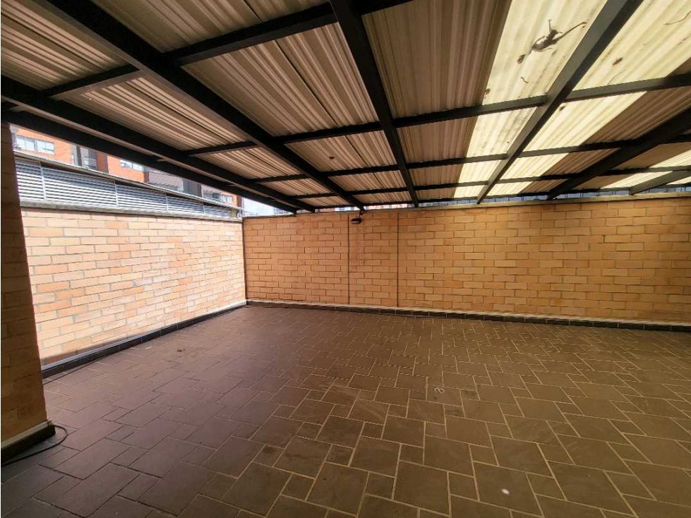 VENDO APARTAMENTO CON TERRAZA EN SABANETA PARTE PLANA — foto 4