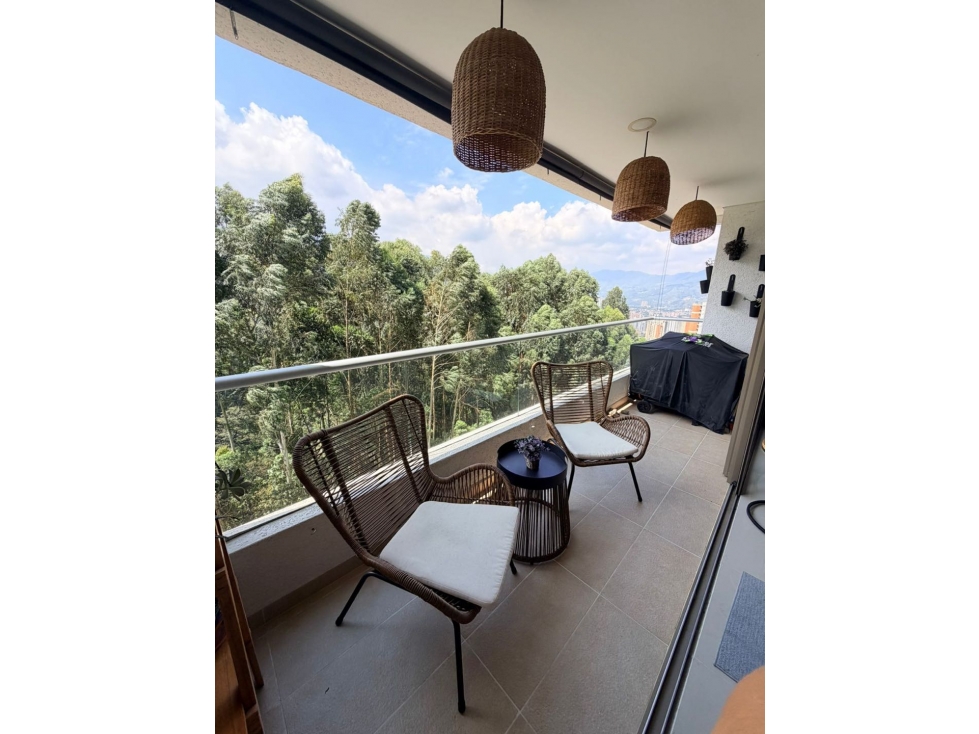 Vendo apartamento en Sabaneta, Loma de San José