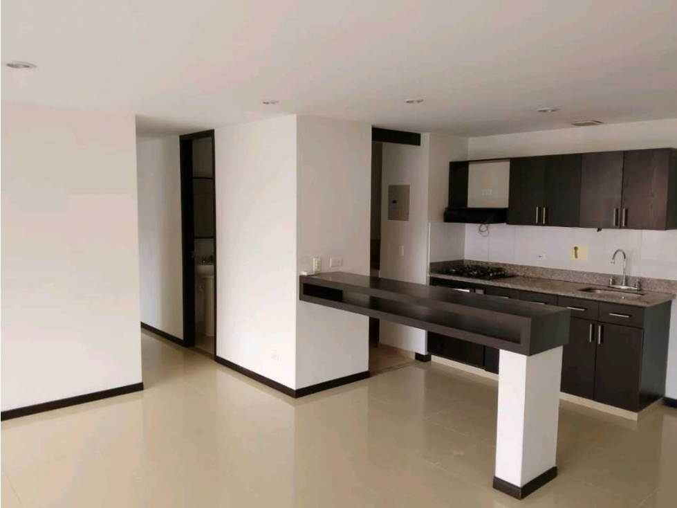 VENDO APARTAMENTO EN SABANETA, UNIDAD CERRADA, SECTOR EL CARMELO — foto 4