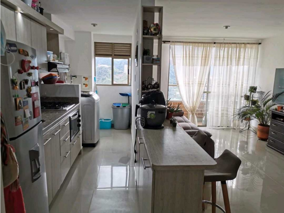 VENDO APARTAMENTO EN SABANETA LAS LOMITAS — foto 2