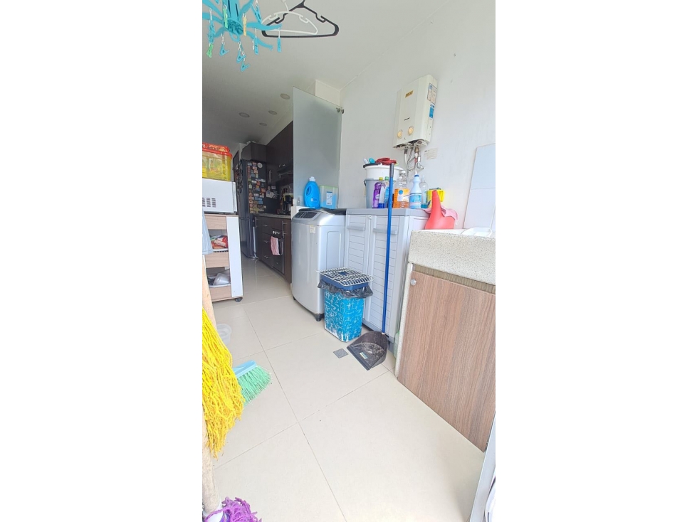 Vendo apartamento en SABANETA Sector Aves María (parte baja) — foto 6