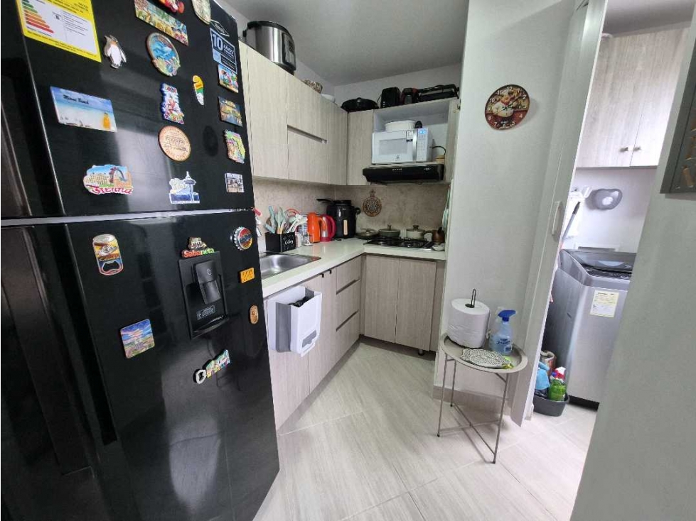 VENDO APARTAMENTO EN SABANETA, SECTOR CALLE LARGA — foto 2