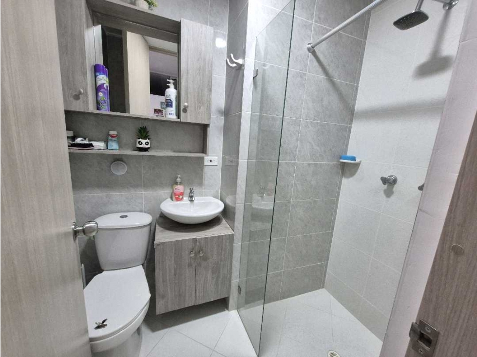 VENDO APARTAMENTO EN SABANETA, SECTOR CALLE LARGA — foto 3