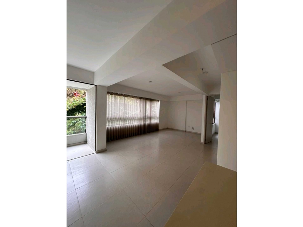 VENDO APARTAMENTO EN SABANETA PAN DE AZUCAR PISO BAJO