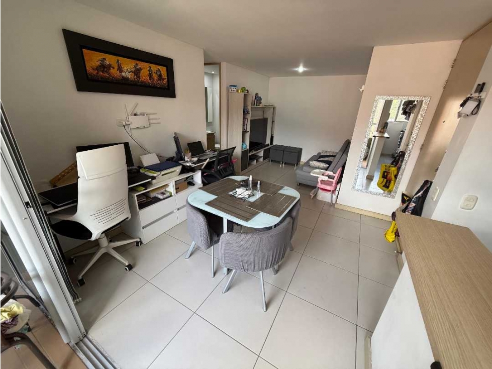 VENDO APARTAMENTO EN SABANETA MADEROS SAN JOSE CERCA AL PARQUE