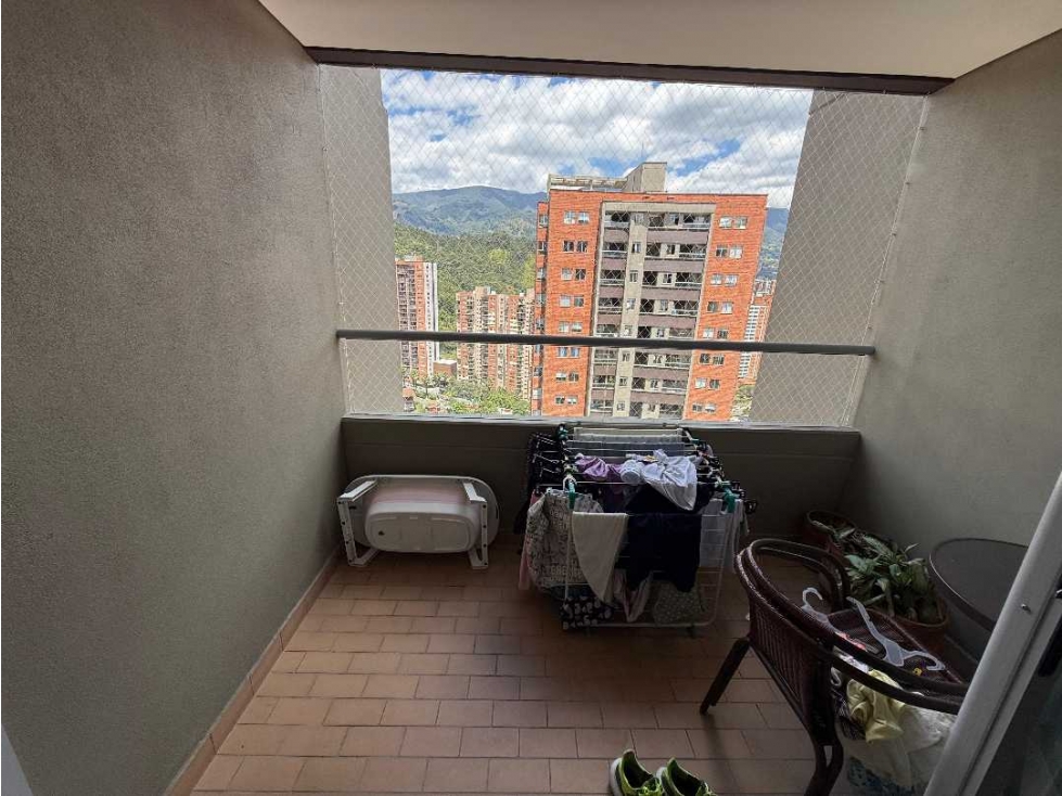 VENDO APARTAMENTO EN SABANETA MADEROS SAN JOSE CERCA AL PARQUE — foto 4