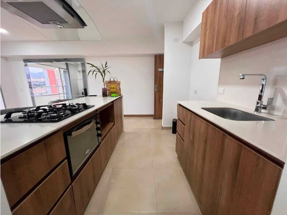Vendo apartamento en Sabaneta sector Tres Esquinas — foto 3
