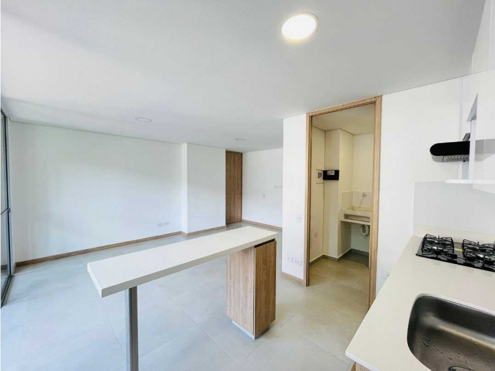 VENDO APARTAMENTO EN SABANETA EXCELENTE PRECIO LOMASAN JOSE — foto 2