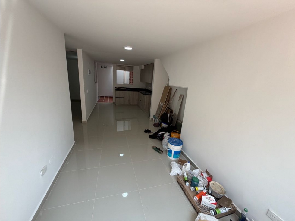 Vendo apartamento en san antonio de prado, cuenta con 3 habitaciones — foto 2