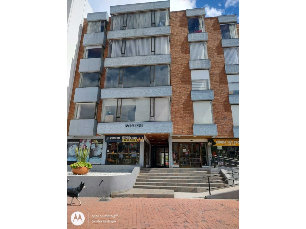 VENDO APARTAMENTO EN SANTA BARBARA 130 MTS (SR)
