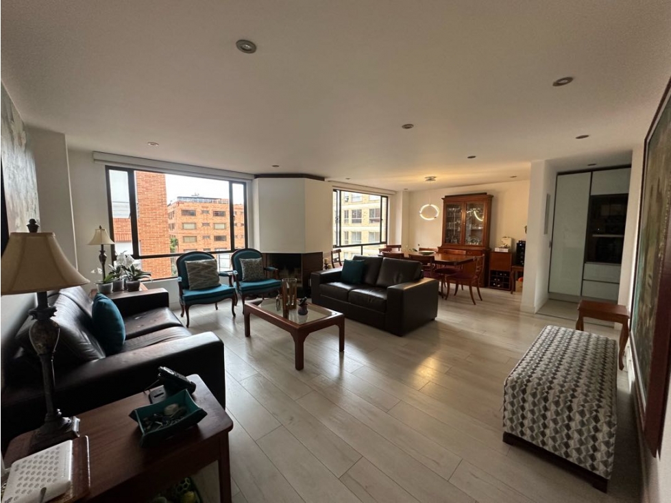 VENDO APARTAMENTO EN SANTA BÁRBARA CENTRAL.DUPLEX.P