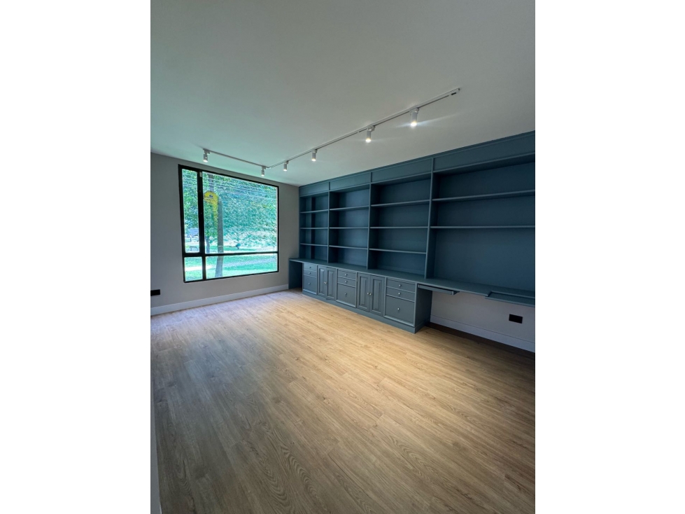 Vendo apartamento en Santa Bárbara frente a parque — foto 3
