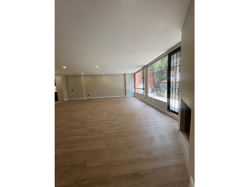 Vendo apartamento en Santa Bárbara frente a parque — foto 4