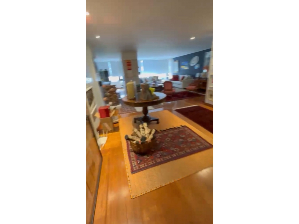 VENDO APARTAMENTO EN SANTA BÁRBARA CENTRAL.P - 2