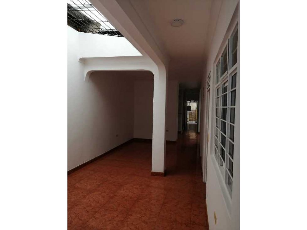 Vendo apartamento en sur de cali barrio aranjuez propiedad horizontal — foto 3