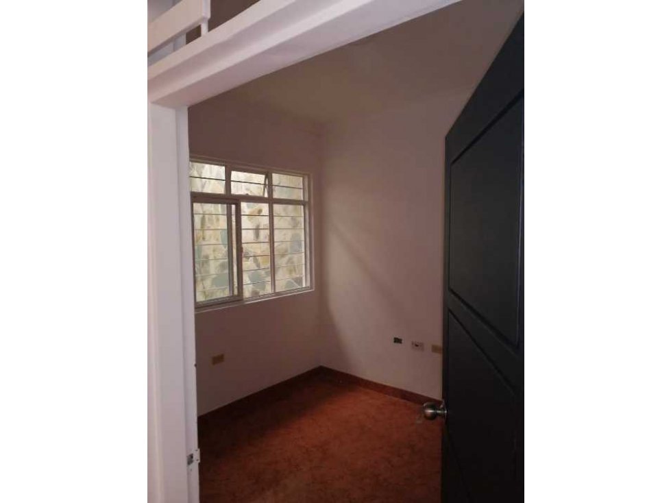 Vendo apartamento en sur de cali barrio aranjuez propiedad horizontal — foto 5