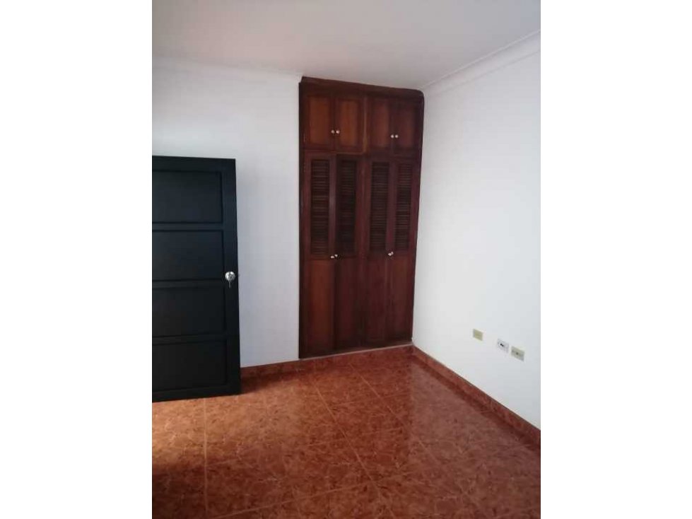 Vendo apartamento en sur de cali barrio aranjuez propiedad horizontal — foto 6