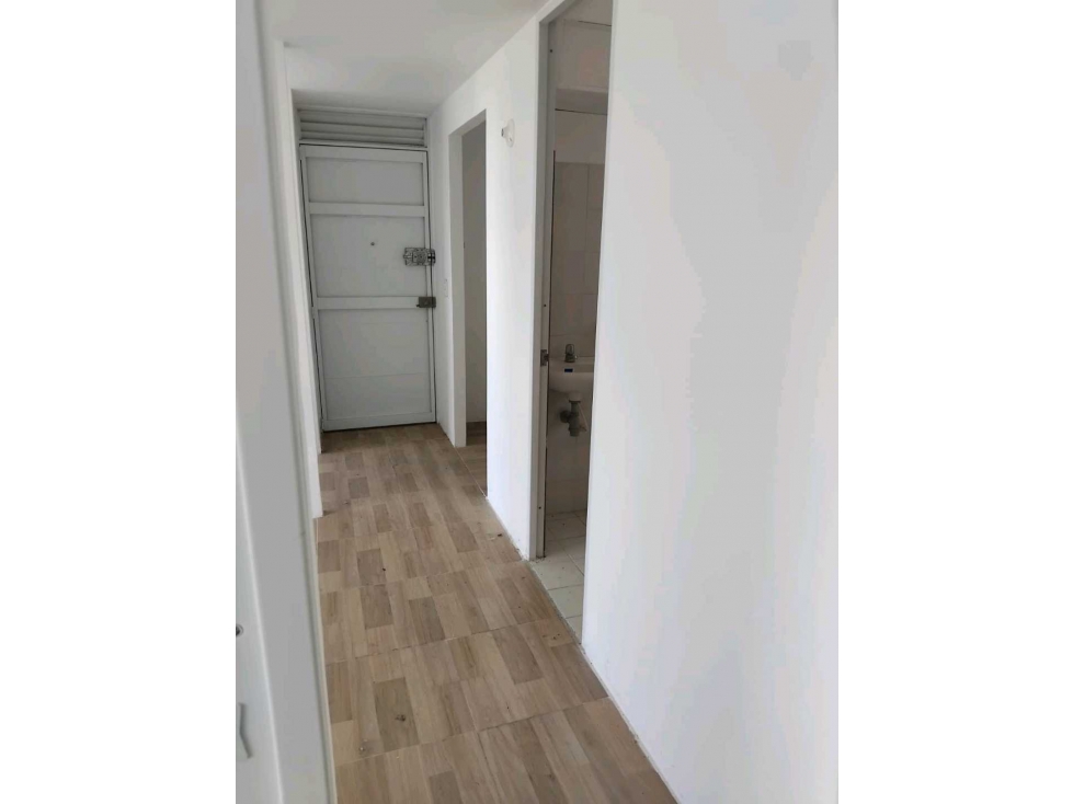 VENDO O PERMUTO APARTAMENTO TERRANOVA JAMUNDI 4TO PISO S/A LJ 9477067 — foto 2