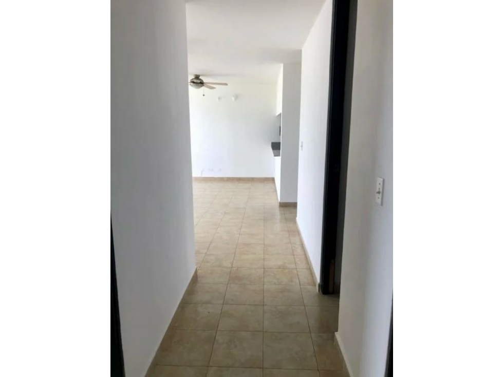 VENDO APARTAMENTO EN TRANSISTMICA. AM — foto 3