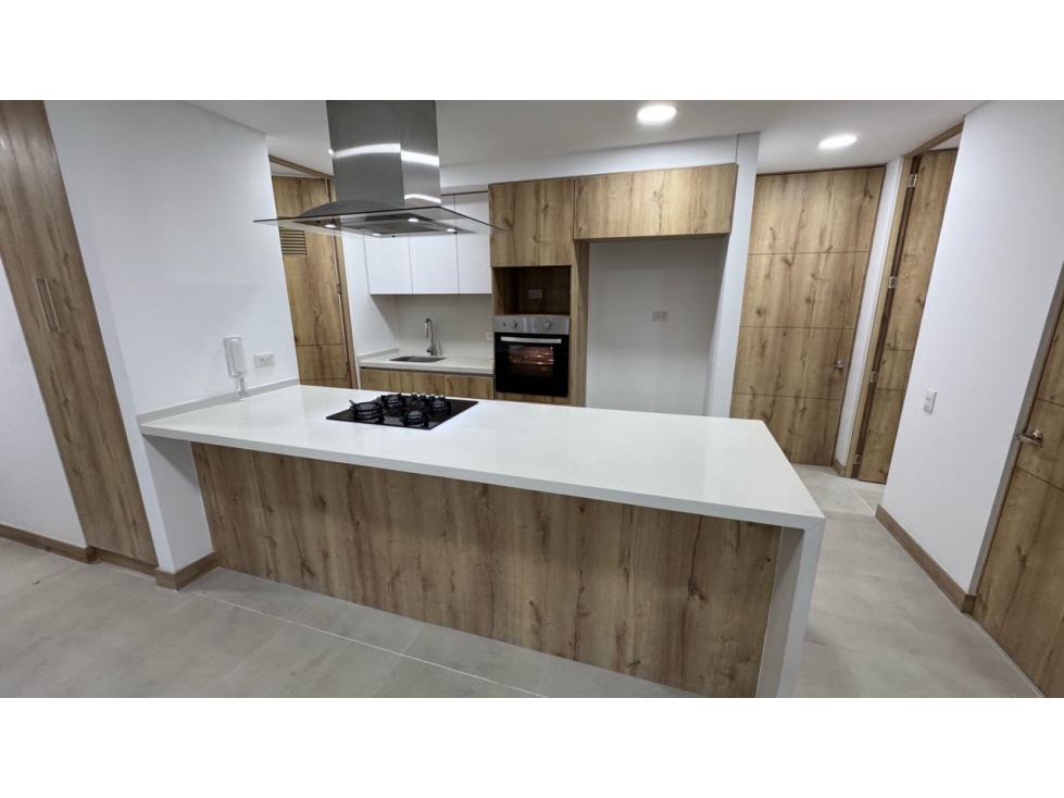 VENDO APARTAMENTO EN VALLE DEL LILI 100m2