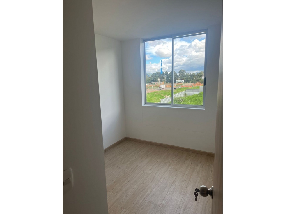 VENDO APARTAMENTO EN ZIPAQUIRA EXCELENTE UBICACION CON PARQUEADERO. — foto 6