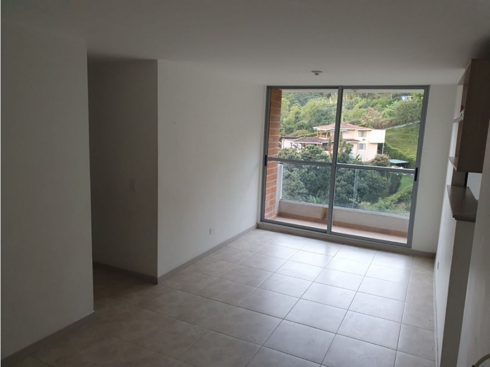 VENDO APARTAMENTO ENVIGADO 67m2 3 HABITACIONES 2 BAÑOS PARQUEADERO — foto 2