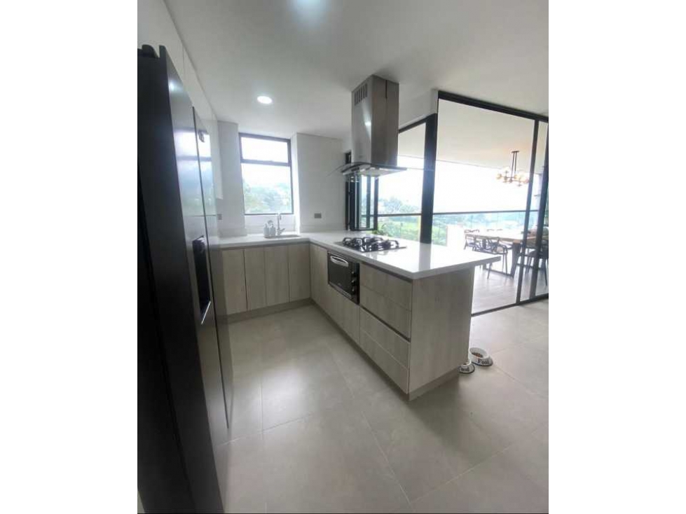 Vendo Apartamento Envigado Brujas 116mtrs, $920 — foto 2