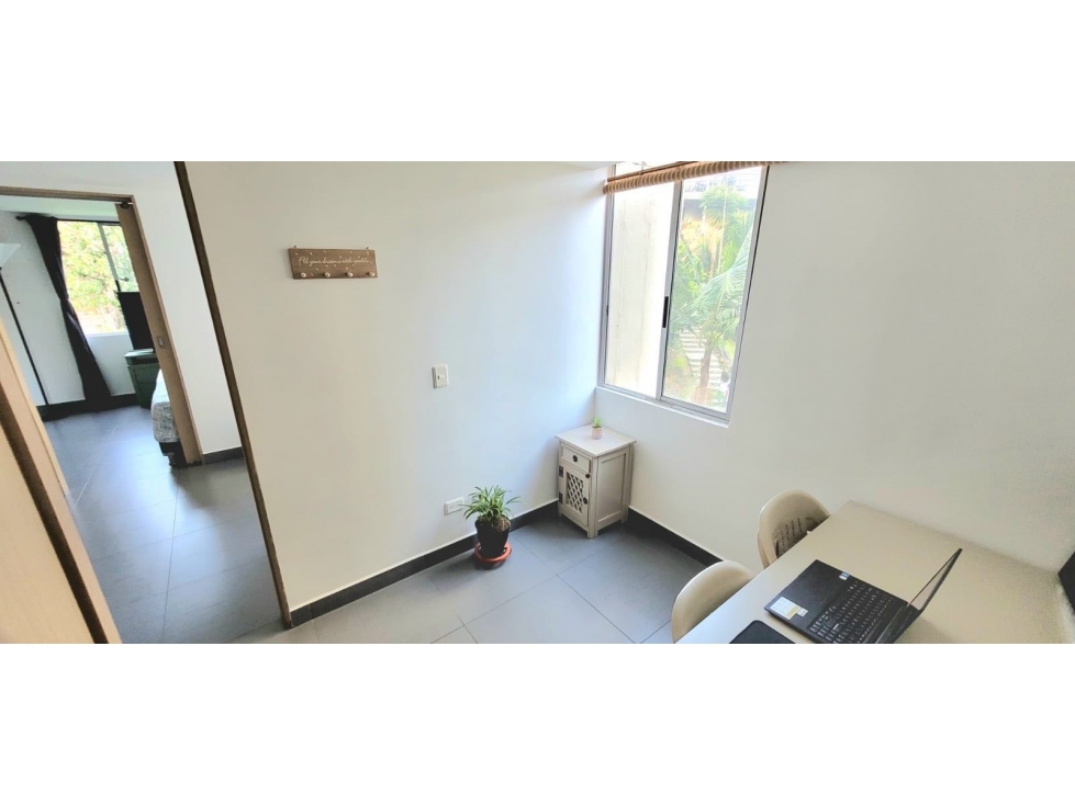 VENDO APARTAMENTO ENVIGADO LA SALLE PISO 3 POR ESCALERAS — foto 2