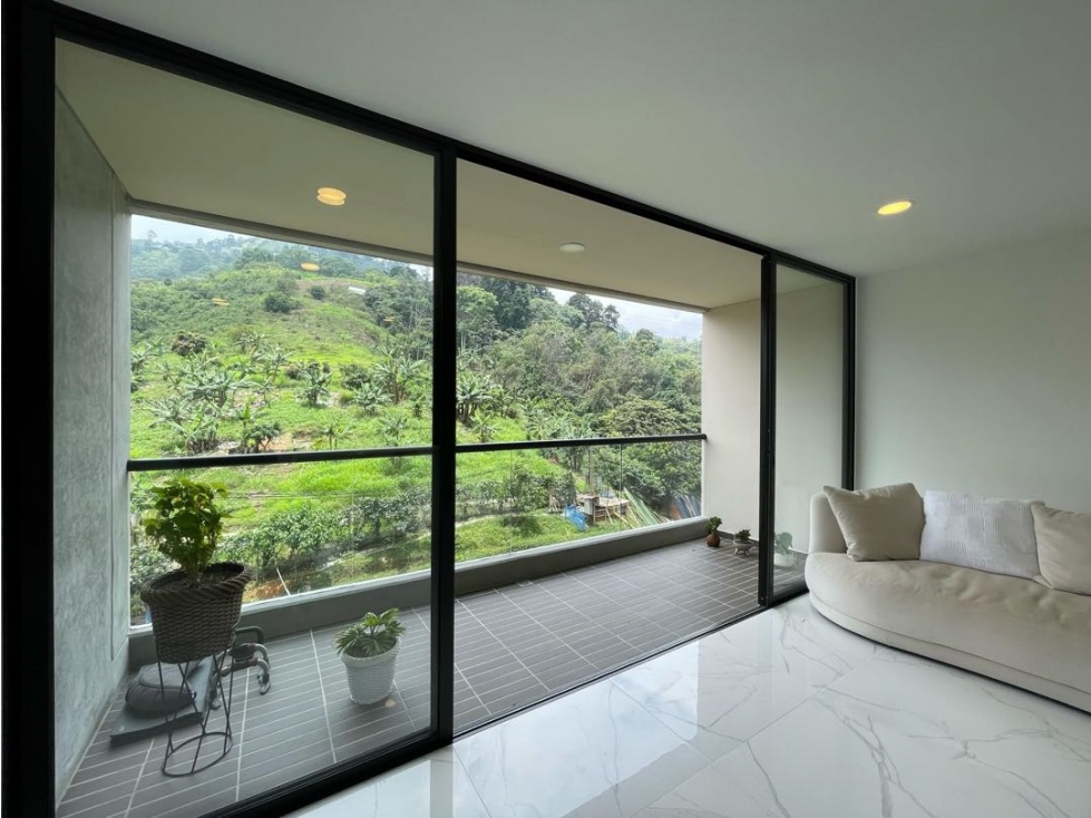 VENDO APARTAMENTO ENVIGADO TRIANON VISTA A VERDE UNIDAD COMPLETA — foto 2