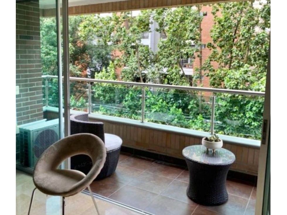 Vendo apartamento Envigado Zúñiga, 3 alcobas, c. Servicio, parqueadero