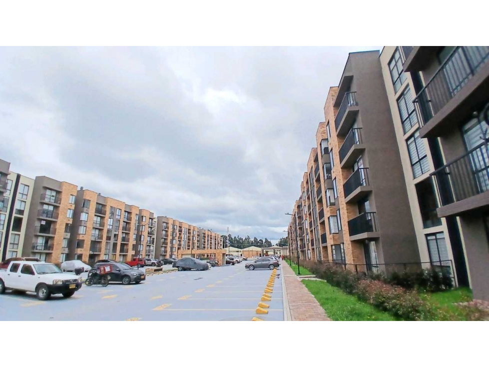 Vendo apartamento esquinero en conjunto cerrado en Cajica.