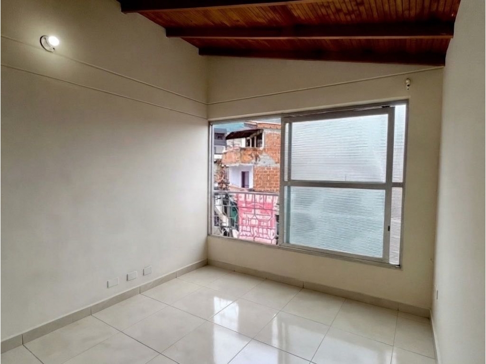 Vendo Apartamento Exterior En La Milagrosa Bello $185M