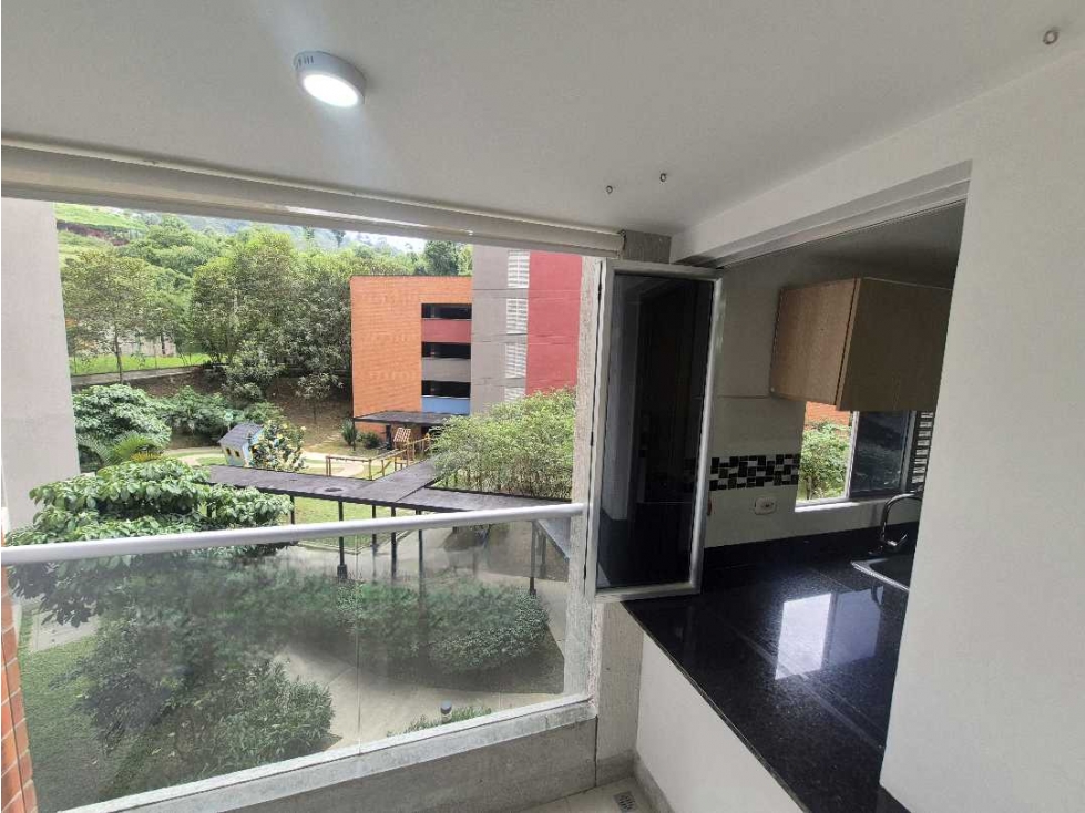 VENDO APARTAMENTO IMPECABLE COLORS ENVIGADO — foto 3