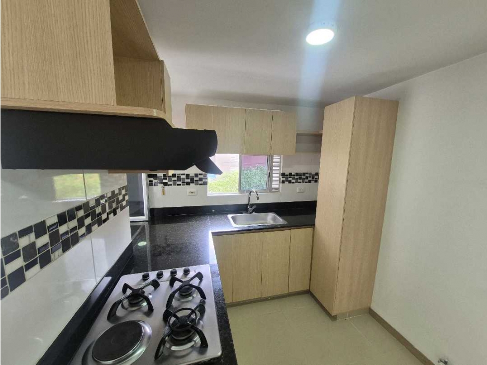 VENDO APARTAMENTO IMPECABLE COLORS ENVIGADO — foto 4