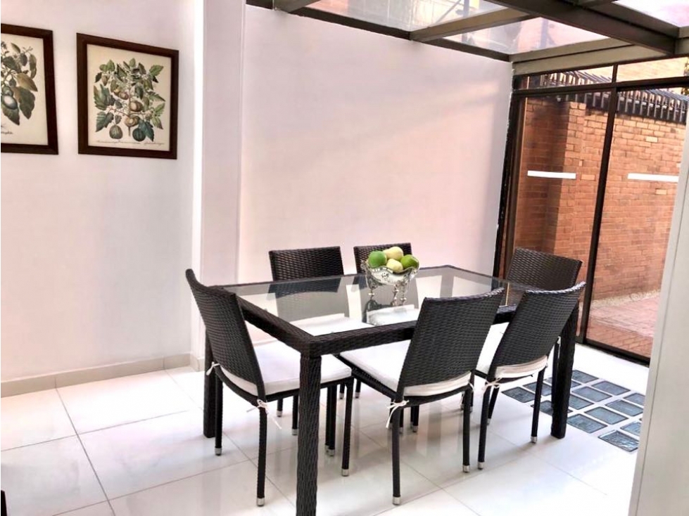 VENDO APARTAMENTO LA CAROLINA 200 mts + 150 mts terraza — foto 3