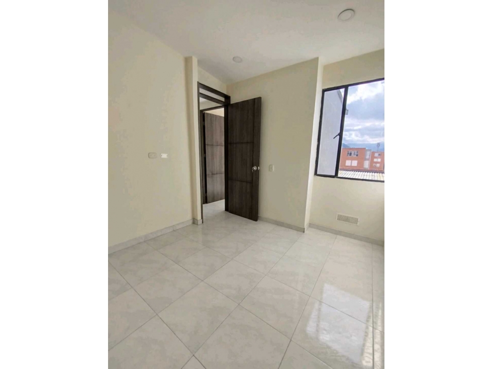 VENDO APARTAMENTO LINARIA CIUDAD VERDE SOACHA — foto 6
