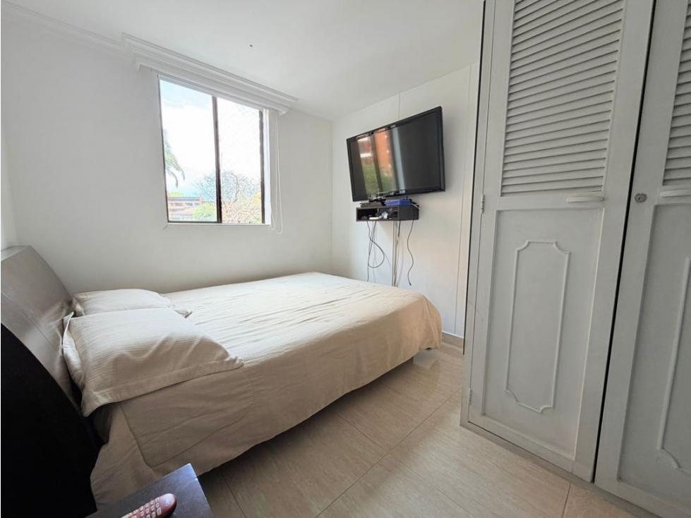 Vendo apartamento loma de los Bernal parte baja — foto 5