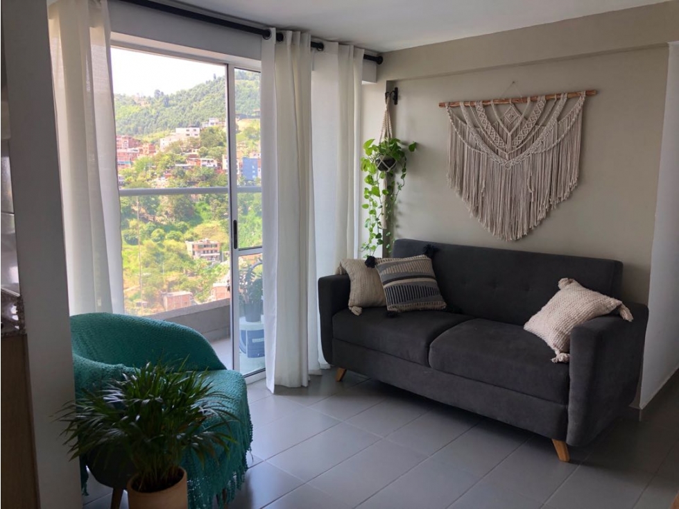 Vendo Apartamento Loma de los Bernal