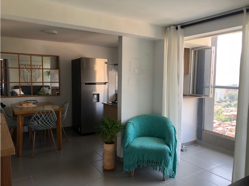Vendo Apartamento Loma de los Bernal — foto 2