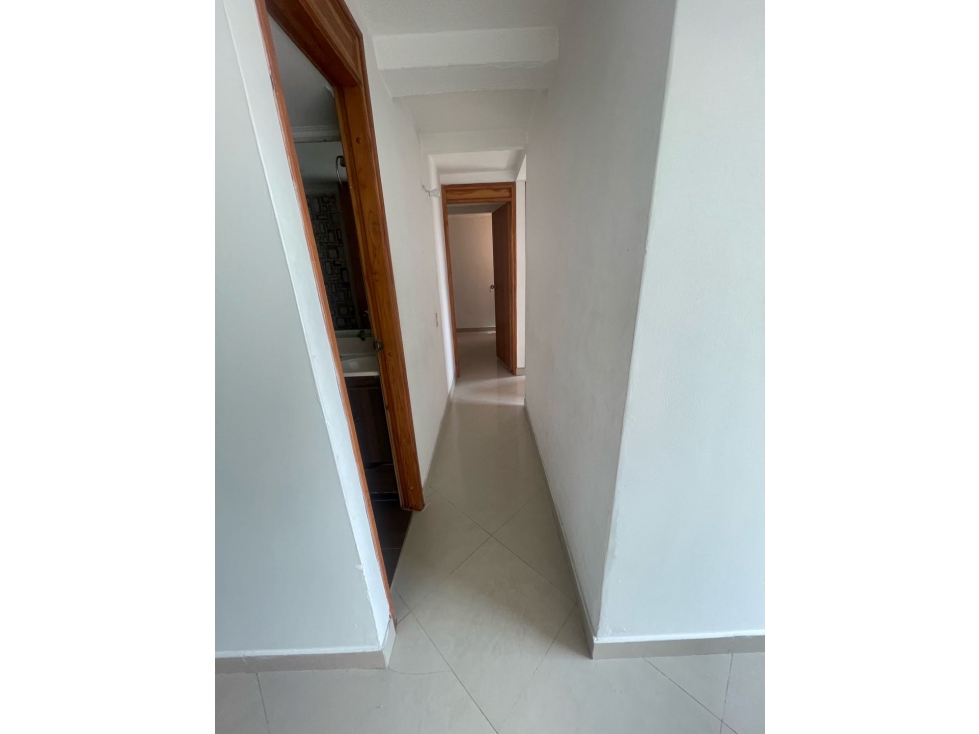 VENDO APARTAMENTO LOS COLORES — foto 3