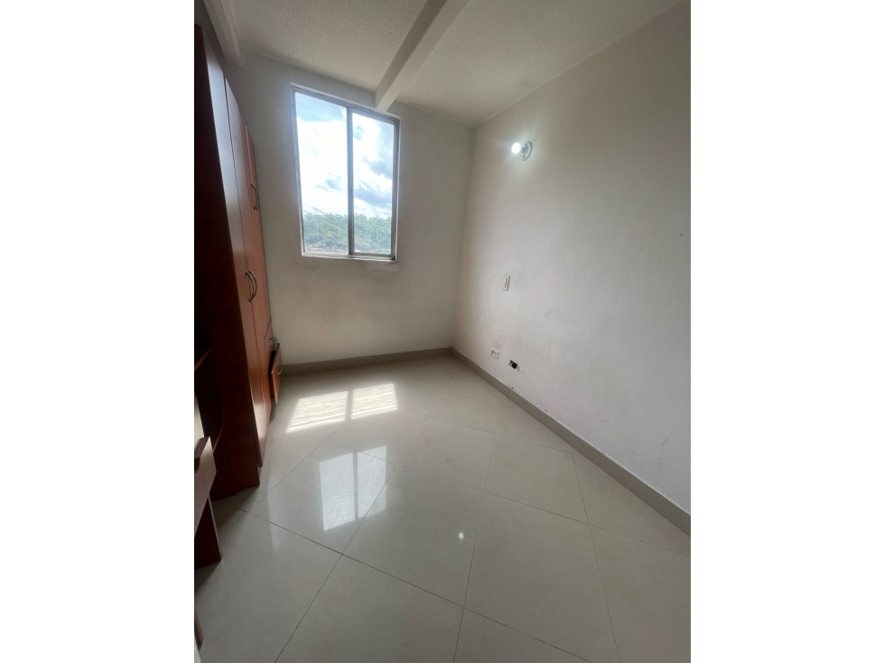 VENDO APARTAMENTO LOS COLORES — foto 5
