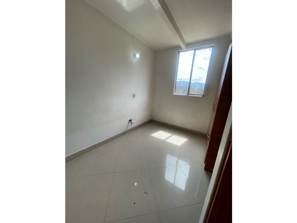VENDO APARTAMENTO LOS COLORES — foto 6