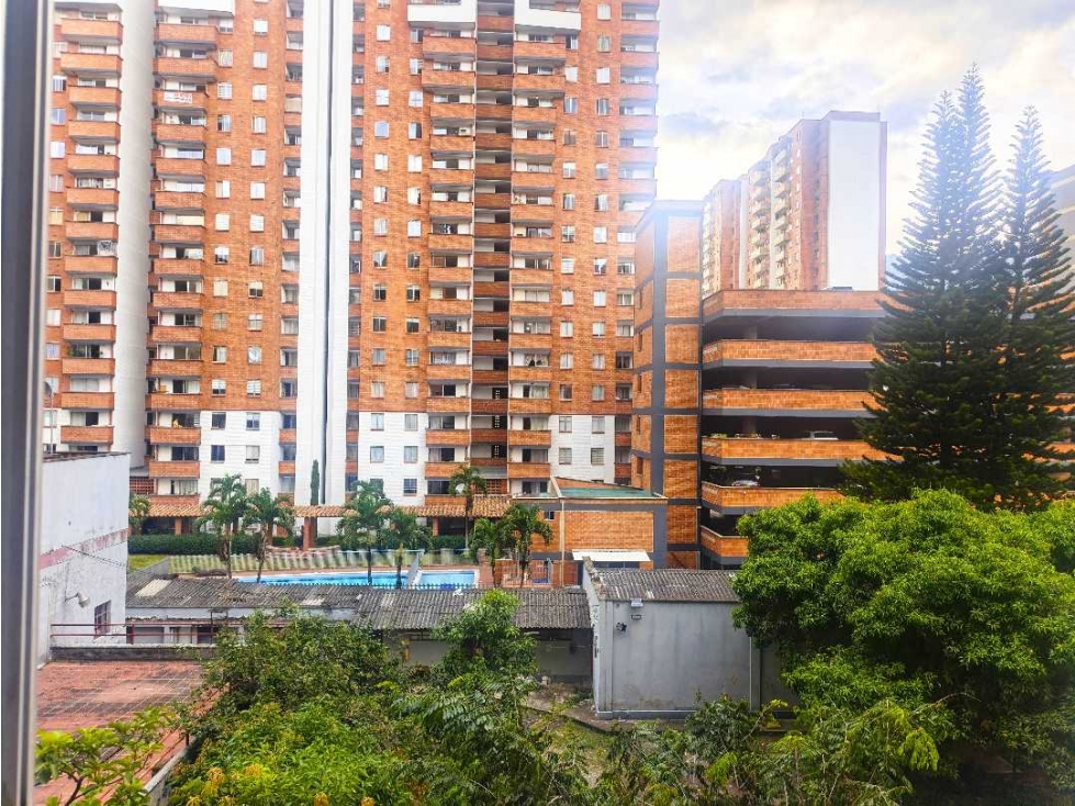 VENDO APARTAMENTO LOS COLORES (N) — foto 2