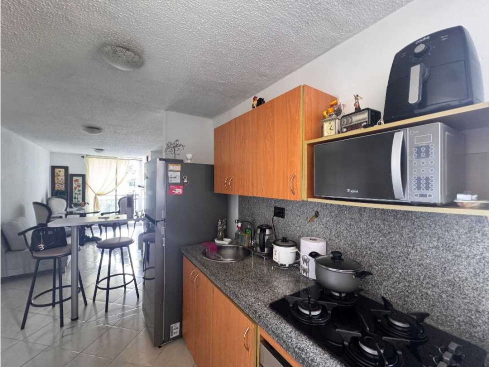 VENDO APARTAMENTO EN MEDELLÍN, BARRIO BOSTON — foto 2