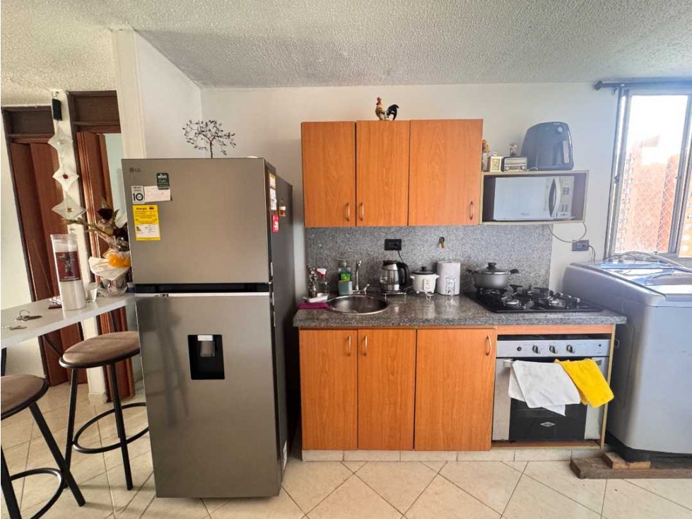 VENDO APARTAMENTO EN MEDELLÍN, BARRIO BOSTON — foto 4