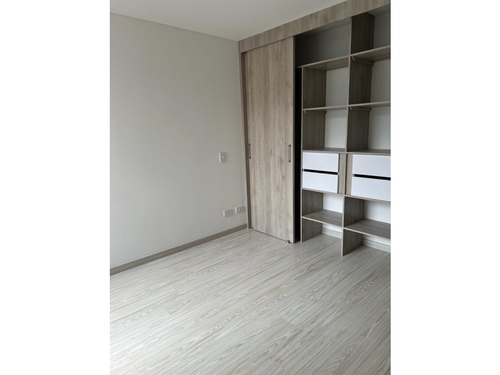 Vendo apartamento Metropolitan. Sector San Diego — foto 5