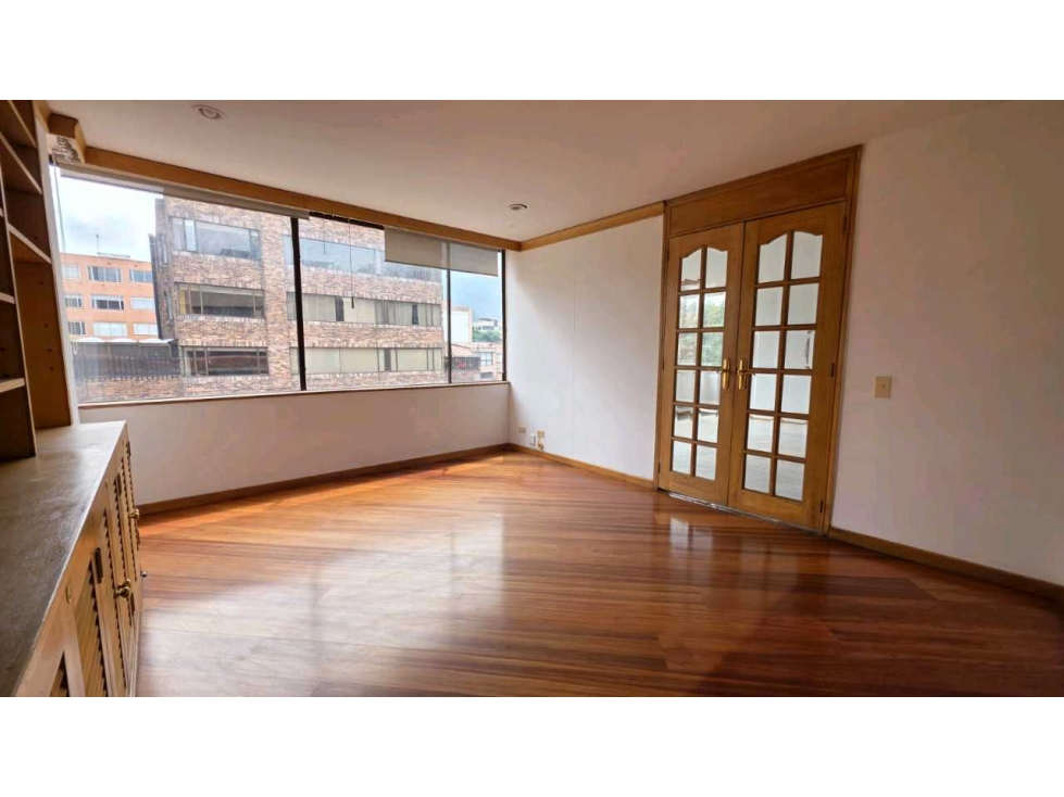 VENDO Santa Paula /Molinos Norte. Ideal para Remodelar. 3 HAB 3 PRK VM — foto 3