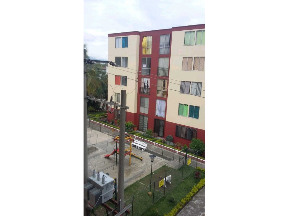 VENDO APARTAMENTO BRISAS DE LOS ÁLAMOS 3ER PISO S/A LJ 9570809