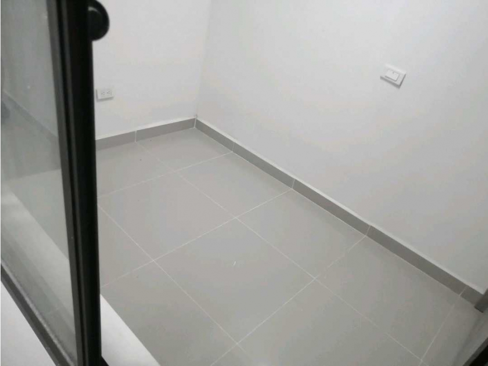 VENDO APARTAMENTO NUEVO SEGUNDO PISO EN GIRARDOT MEDELLÍN — foto 3